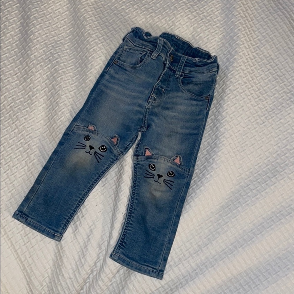 H&M cat knee jeans